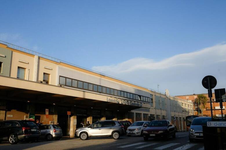 Hostal B&B Lamezia Airport