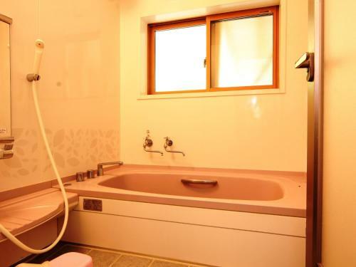 Hostal Guesthouse Tomoshibi
