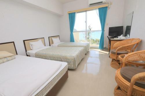 Hotel Tokashiku Marine Villege