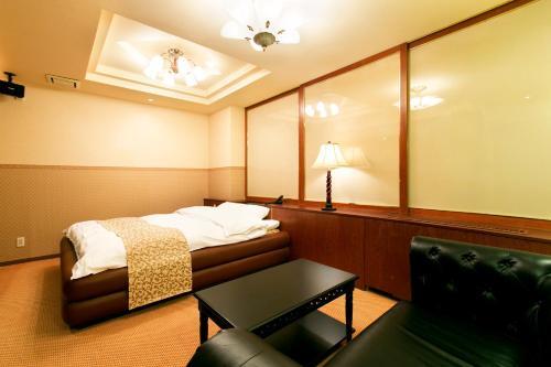 Hotel Luna (Adult Only)