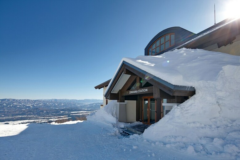 Hotel Lotte Arai Resort