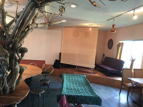 Hostal Guest House & Cafe Ohana