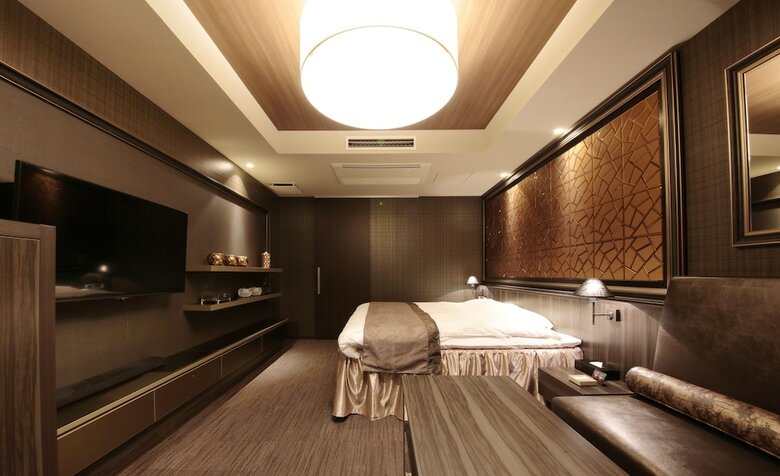 N Hotel