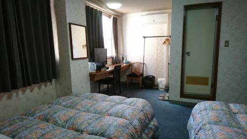 Handa Station Hotel