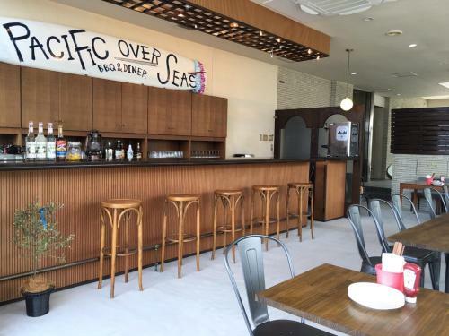 Hostal Awaji Tt House Pacific Over Seas