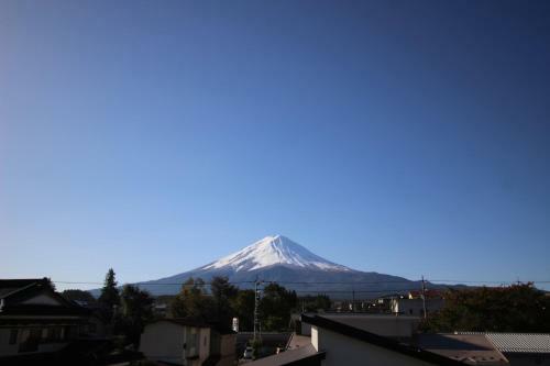 Hostal ??(Haleluya) Guest House
