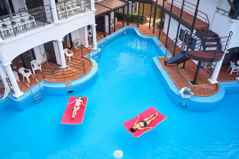 Hotel The Pool Resort Okinawa