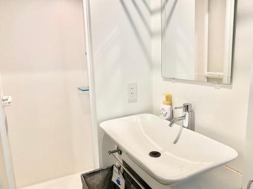 Local Tenjin Lll Apartment 204