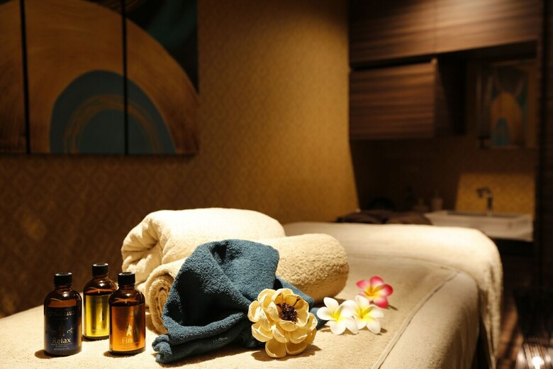 Hotel Plaza Awajishima