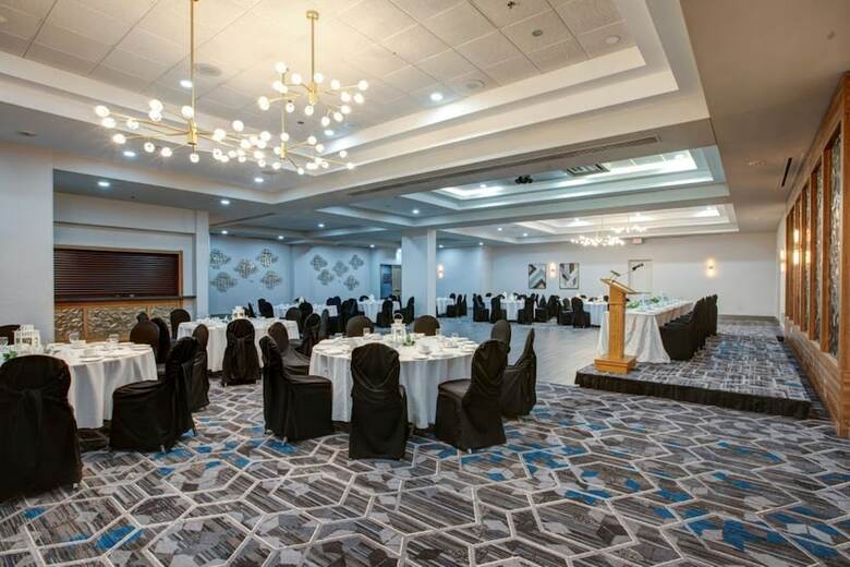 Hotel Four Points By Sheraton St. Catharines Niagara Suites