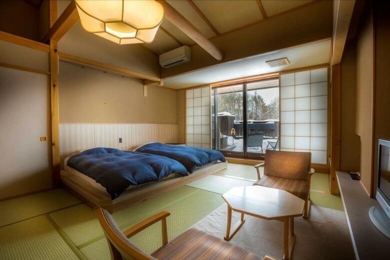 Tsutaya Tokinoyado Kazari