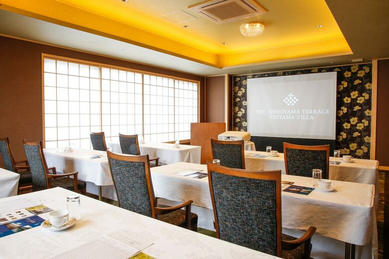 Hotel The Shiroyama Terrace Tsuyama Villa