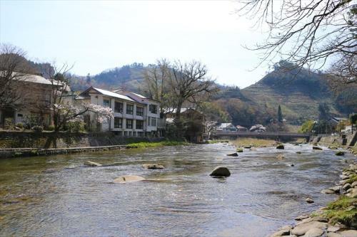 Hotel Okutsuhotspa Ikedayakajikaen
