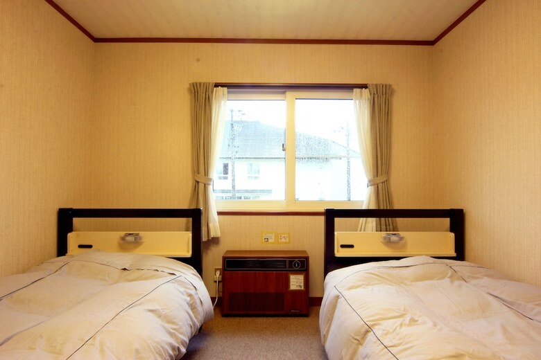 Hostal Guesthouse Kinzaza