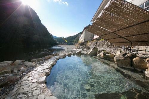 Hotel Sansuikan Kawayu Midoriya