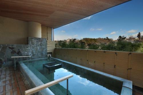 Shitakirisuzumeno Oyado Hotel Isobe Garden