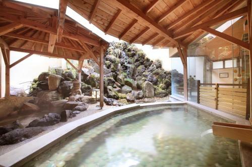 Shitakirisuzumeno Oyado Hotel Isobe Garden