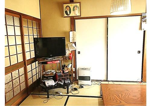 Back Entrance Of Iya Valley Nishougongo
