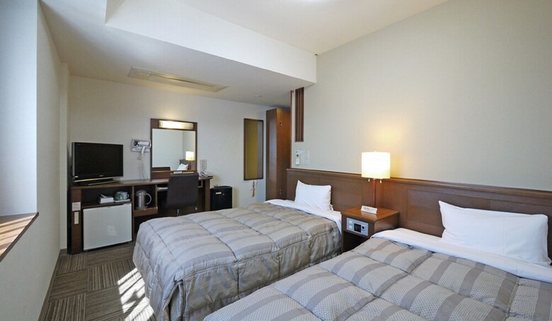 Hotel Route-inn Nanao Ekihigashi
