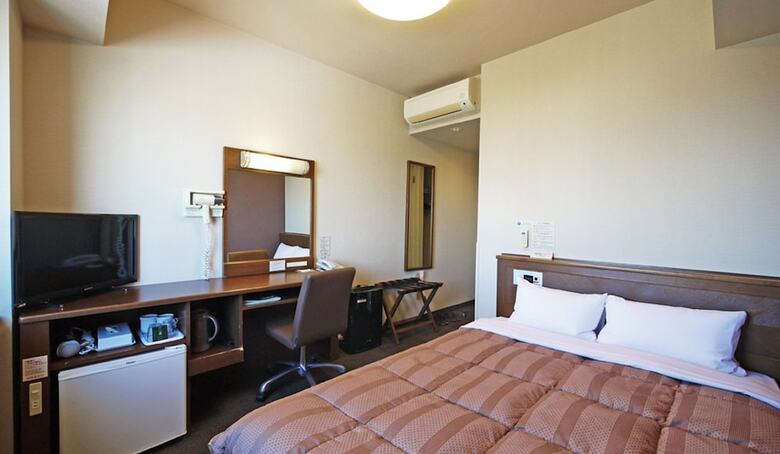 Hotel Route-inn Nanao Ekihigashi