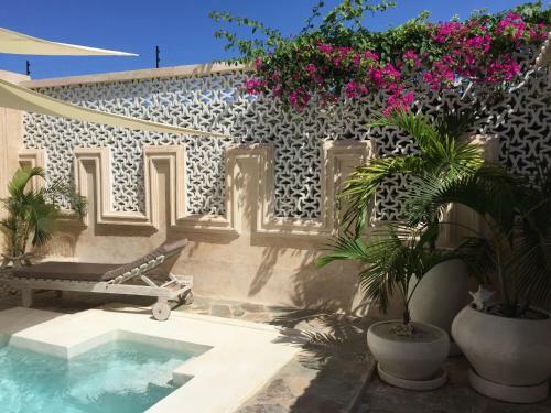 The Villa Luxury Suites Hotel