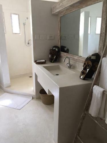 The Villa Luxury Suites Hotel