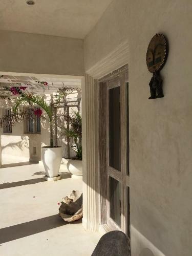 The Villa Luxury Suites Hotel