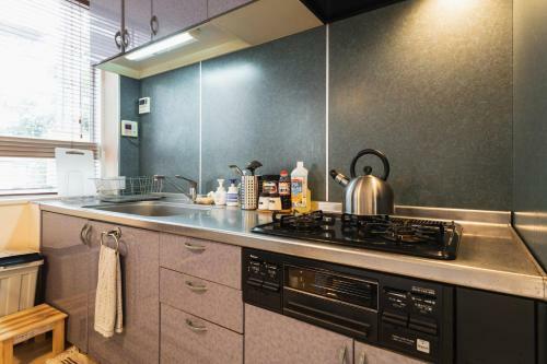 Apartamento Charming Spacious Family Rooms Share Hotel Hideout