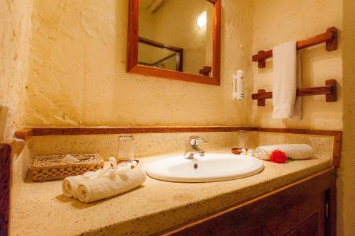 Hotel The Sands At Chale Island
