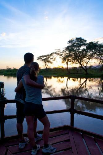 Voyager Ziwani Tented Camp