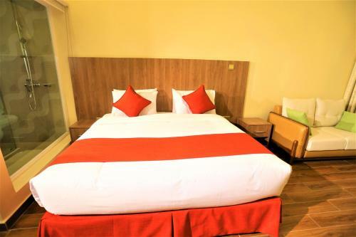 Verona Hotel And Conference Center