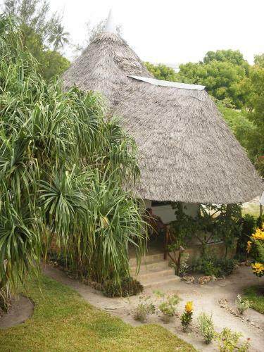 Coast Sun Gardens Cottage