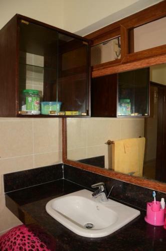 Apartamento Golden Sand Resort Diani Beach- 2 Bedroom Apt