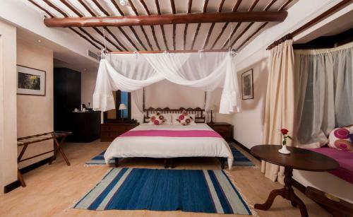 Hotel Jacaranda Indian Ocean Beach Resort