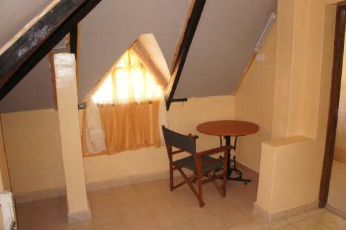 Acacia Furnished Apartments