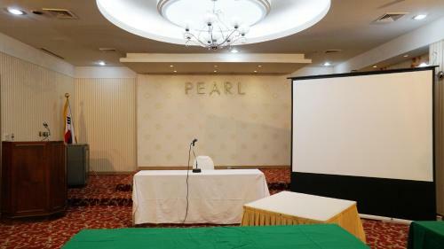 Pearl Hotel Jeju