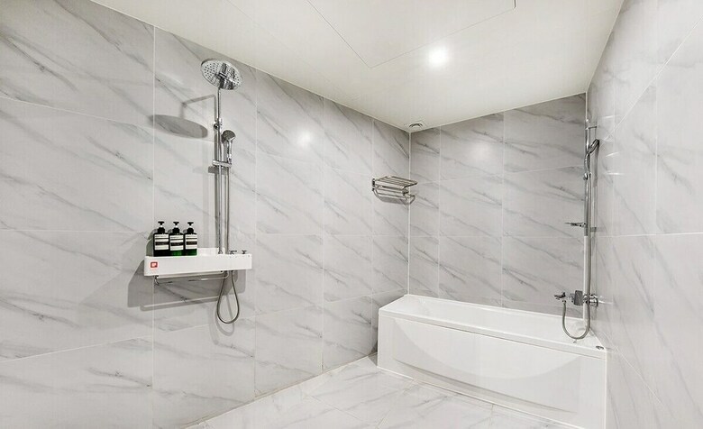 No. 25 Signature Hotel Daecheong