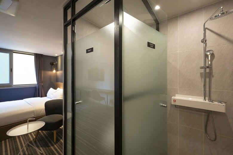 No. 25 Signature Hotel Daecheong
