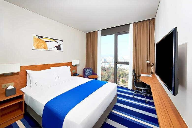 Hotel Holiday Inn Express Suwon Ingye