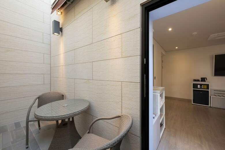 Hound Hotel Yeonsan