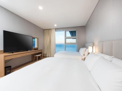 Hotel Tops 10