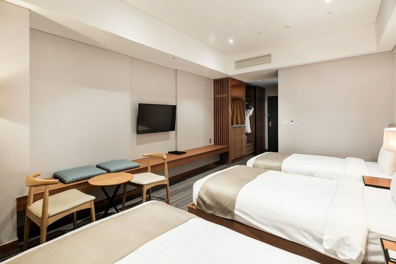 Golden Tulip Incheon Airport Hotel