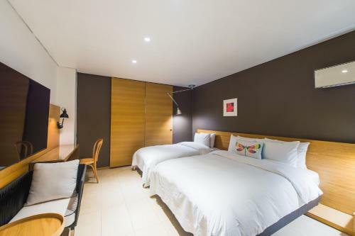 Soho Hotel Airport