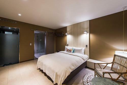 Soho Hotel Airport