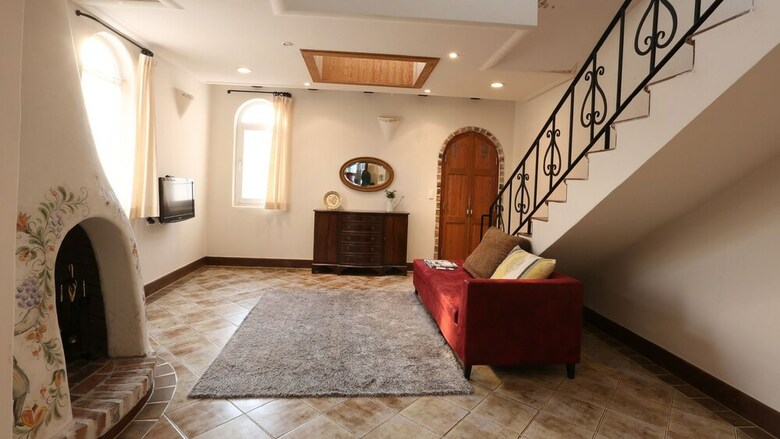 Miallet Pension