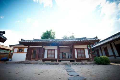 Hostal Seoakseowon