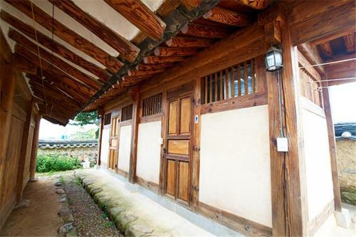 Hostal Seoakseowon
