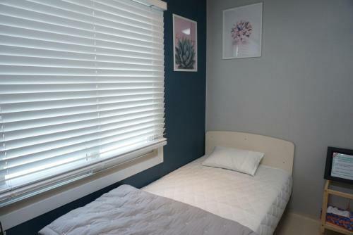 Hostal Airport Guesthouse