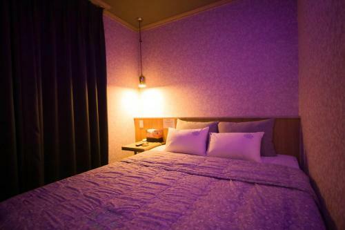 Insta Motel