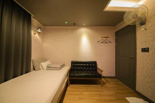 Insta Motel